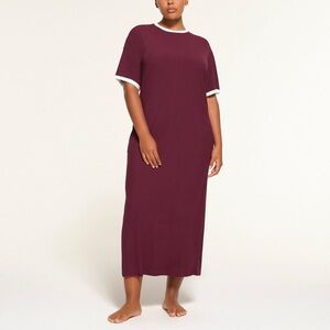 SKIMS Soft Lounge Ringer T-Shirt Long Dress Oversized Maroon S Small new NWT